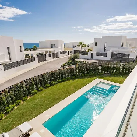 6 Bedroom Luxury Villa In Marbella With Private Gym And Sauna *