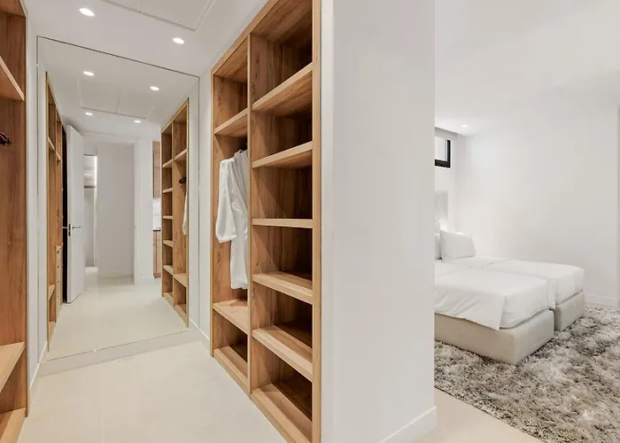 6 Bedroom Luxury In With Private Gym And Sauna Villa *