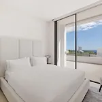 Villa 6 Bedroom Luxury In With Private Gym And Sauna