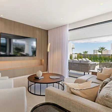 6 Bedroom Luxury Villa In Marbella With Private Gym And Sauna *