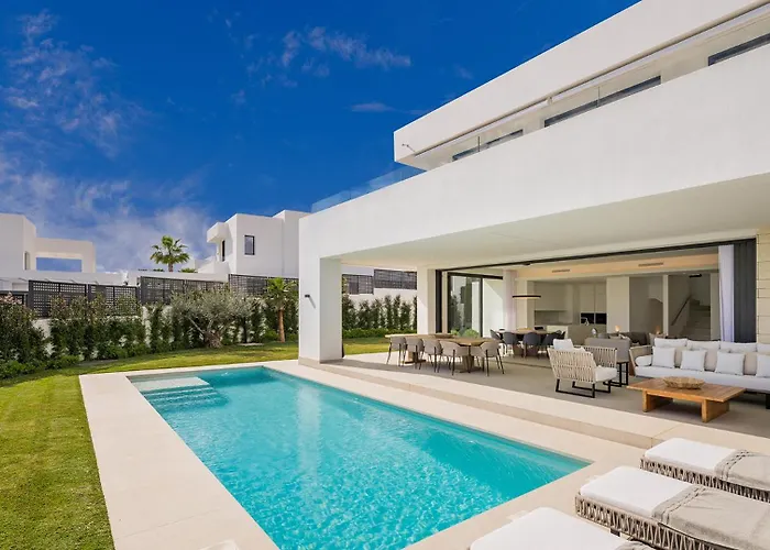 6 Bedroom Luxury In With Private Gym And Sauna Villa *